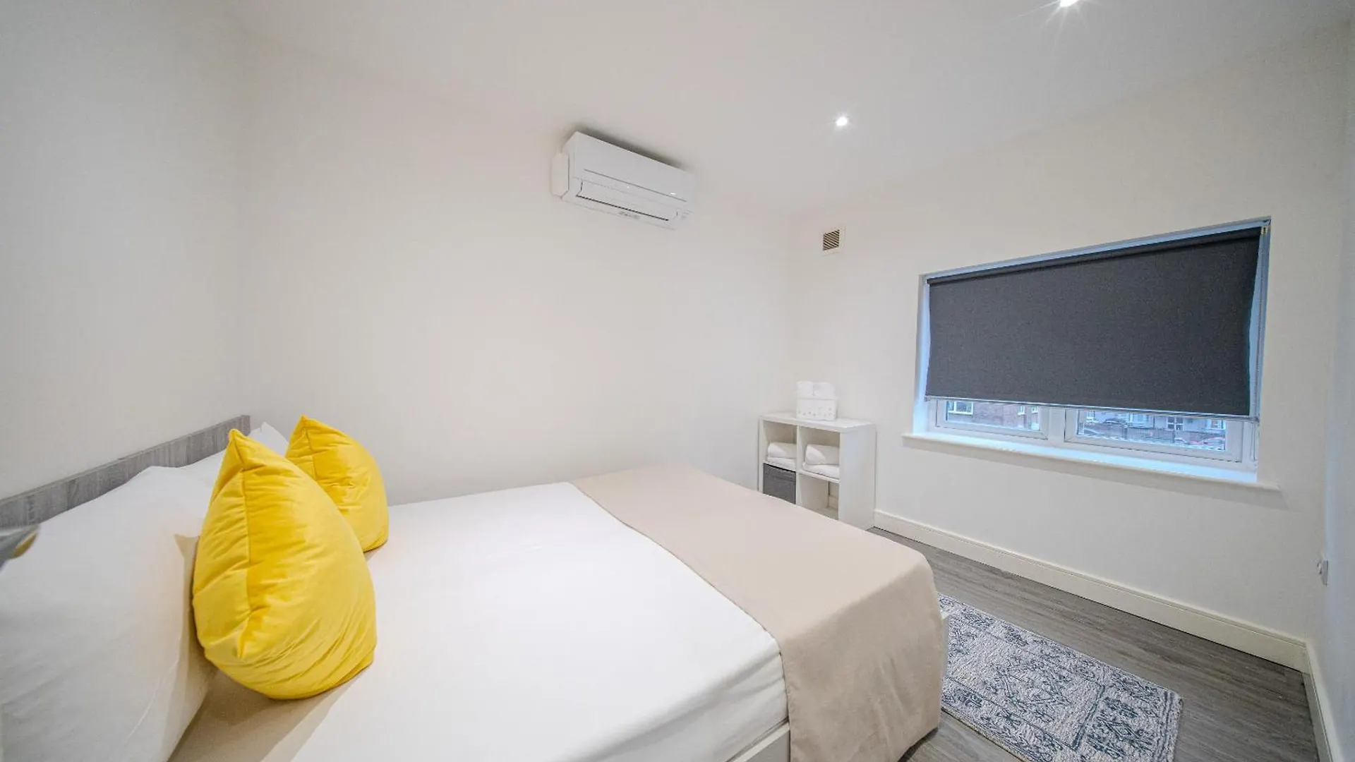 Ilford Luxury Apartments Hotel